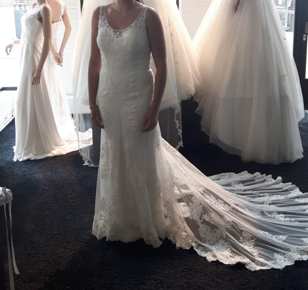 Mooie trouwjurk Vindress Ivoor Regular Lang V-nek Nieuw (Onveranderd) Chiffon 36